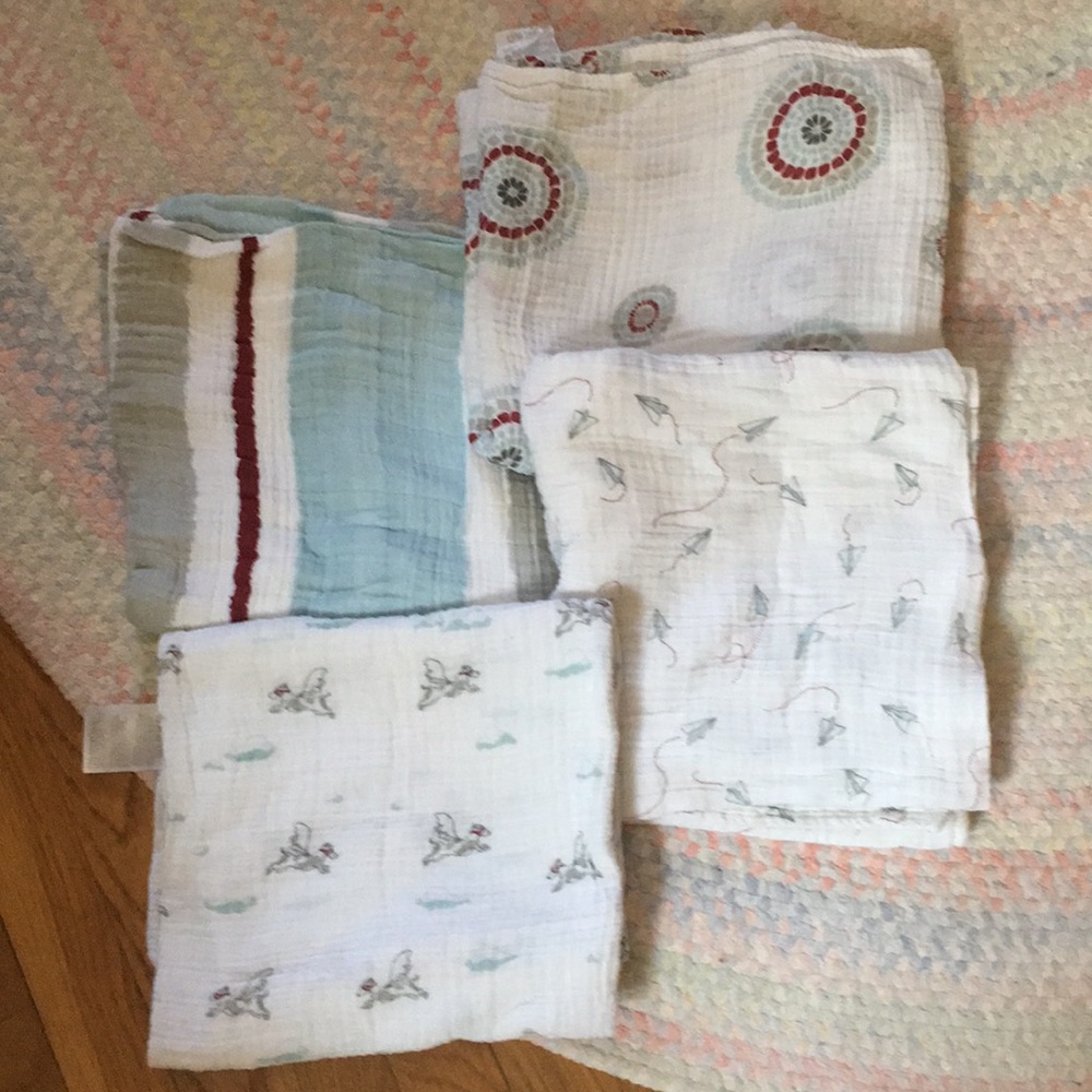 Four Aden & Anais Muslin Swaddle Blankets for Baby
